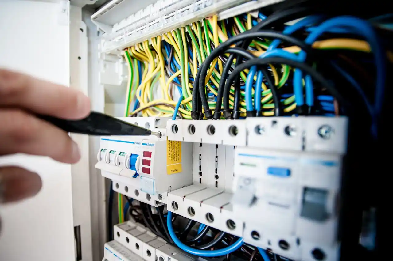 Niskonaponske instalacije